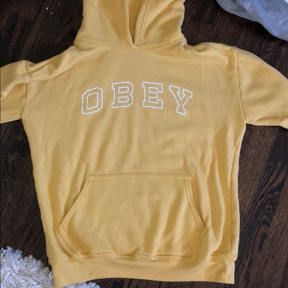 Obey worldwide Yellow Hoodie - Picture 2 of 4